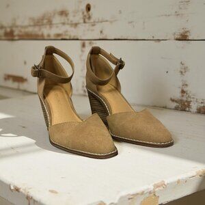 Crown Vintage Doriss Suede Wedges (Size 8.5)